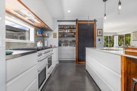 Photo of property in 40 Banks Boulevard, Whitby, Porirua, 5024