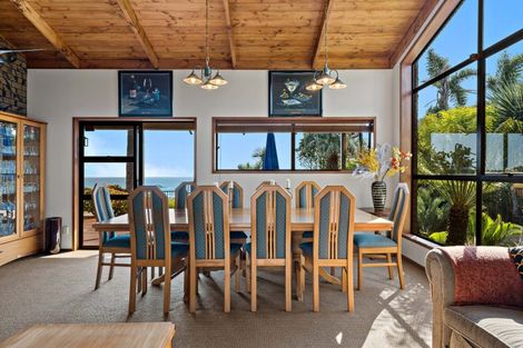 Photo of property in 34 Motutara Road, Muriwai, Waimauku, 0881