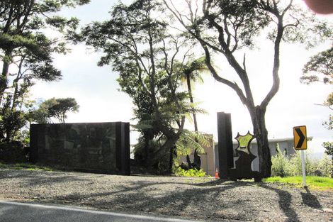 Photo of property in 869-891 West Coast Road, Waiatarua, Auckland, 0604