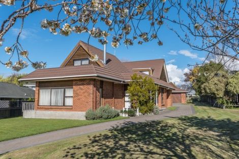 Photo of property in 5 Haines Grove, Rainbow Point, Taupo, 3330