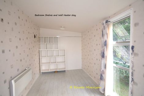 Photo of property in 8 Heaths Way, Pahi, Paparoa, 0571