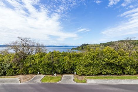 Photo of property in 83 Parawera Drive, Acacia Bay, Taupo, 3330
