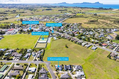 Photo of property in 1 Kermadec Crescent, Waipu, 0510