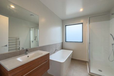 Photo of property in 4 Lynette Place, Pauanui, 3579