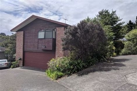 Photo of property in 2/41 Radiata Lane, Chatswood, Auckland, 0626