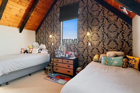 Photo of property in 12 Harvey Street, Waipahihi, Taupo, 3330