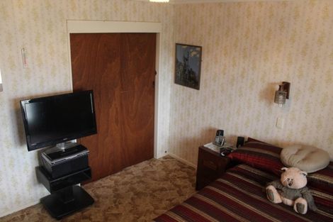 Photo of property in 7 Mccallum Street, Dannevirke, 4930