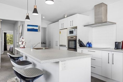 Photo of property in 11 Wades Avenue, Saint Martins, Christchurch, 8022