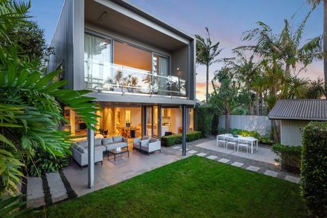 Photo of property in 7 Peel Street, Westmere, Auckland, 1022