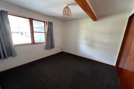 Photo of property in 24 Woodfield Avenue, Roslyn, Palmerston North, 4414