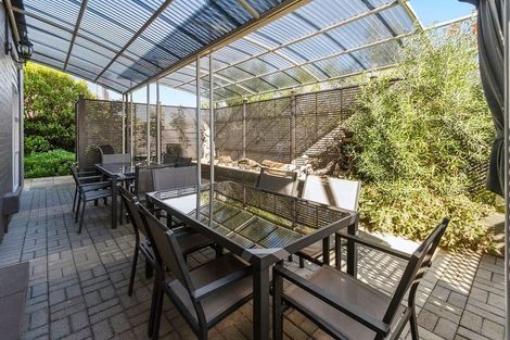 Photo of property in 44 Aberdeen Crescent, Wattle Downs, Auckland, 2103