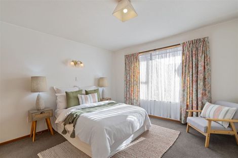 Photo of property in 4b Grassmere Street, Papanui, Christchurch, 8052