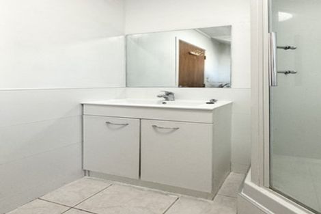 Photo of property in 92 Bond Crescent, Forrest Hill, Auckland, 0620