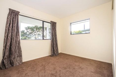 Photo of property in 17 Beatrix Street, Avondale, Auckland, 1026