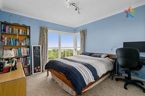 Photo of property in 138 Normandale Road, Normandale, Lower Hutt, 5010