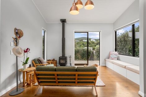 Photo of property in 200 Onemana Drive, Onemana, Whangamata, 3691