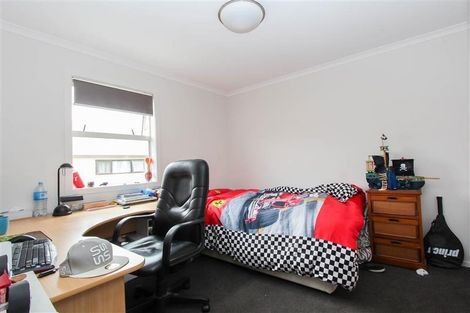 Photo of property in 77 Chiefs Court, Hamilton East, Hamilton, 3216