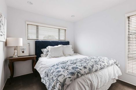 Photo of property in 21a Sunbrae Grove, Mount Maunganui, 3116