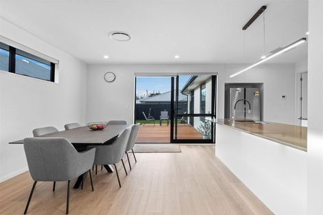 Photo of property in 7 Olearia Lane, Halswell, Christchurch, 8025