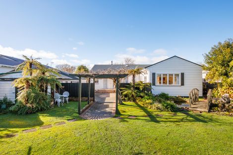 Photo of property in 21 Karina Terrace, Roslyn, Palmerston North, 4414