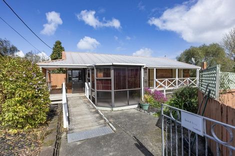 Photo of property in 2/30 Ribblesdale Road, Henderson, Auckland, 0612