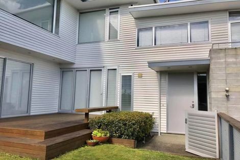 Photo of property in 18 Walter Street, Hauraki, Auckland, 0622
