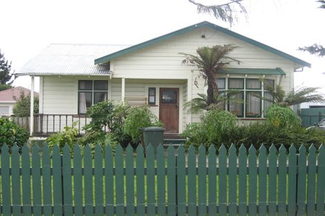 Photo of property in 11 Liverpool Street, Levin, 5510