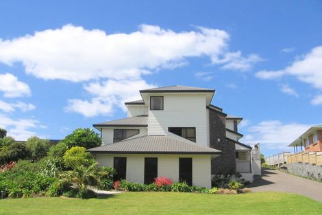 Photo of property in 95 Dillon Street, Waihi Beach, 3611