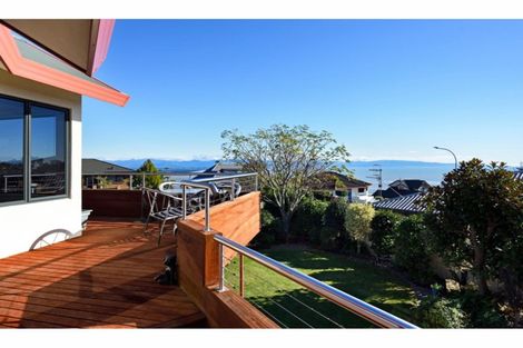 Photo of property in 327 Princes Drive, Britannia Heights, Nelson, 7010