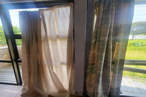 Photo of property in 12 Brains Road, Kelston, Auckland, 0602