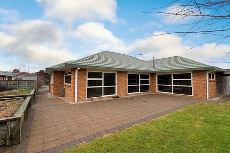 Photo of property in 15 Roderick Place, Rototuna, Hamilton, 3210