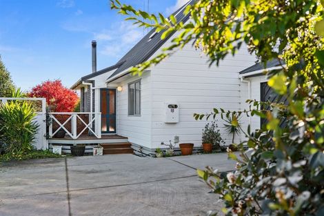 Photo of property in 30 Te Arawa Place, Welcome Bay, Tauranga, 3112