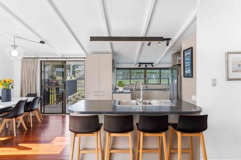 Photo of property in 690 Pukehina Parade, Pukehina, Te Puke, 3189