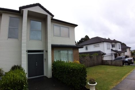 Photo of property in 1 Portofina Place, Flat Bush, Auckland, 2019