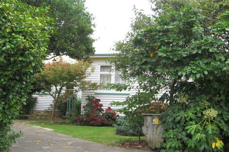 Photo of property in 2 Roy Street, Tawa, Wellington, 5028