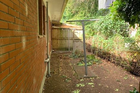 Photo of property in 2/1 Hatherlow Street, Glenfield, Auckland, 0629