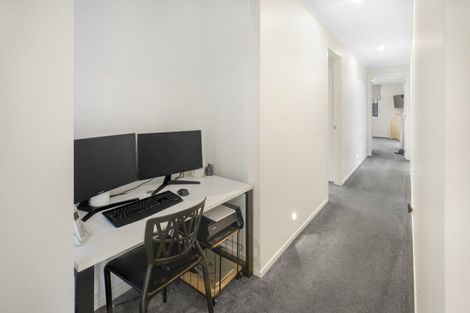 Photo of property in 13 Sydney Place, Flagstaff, Hamilton, 3210