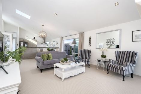 Photo of property in 11 Lennon Way, Papamoa Beach, Papamoa, 3118