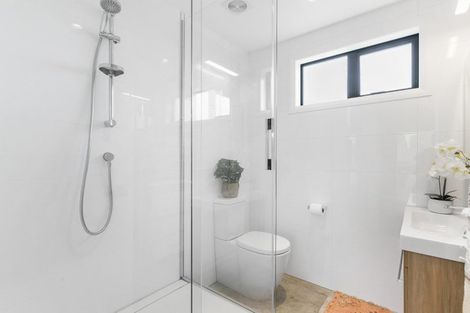 Photo of property in 38 Hawthorne Lane, Kingseat, Papakura, 2580