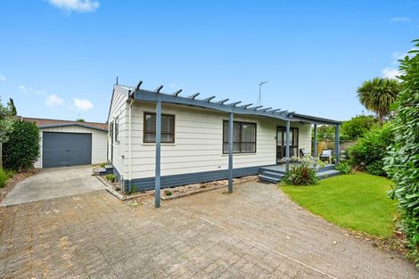 Photo of property in 15 Herbert Road, Queenwood, Hamilton, 3210