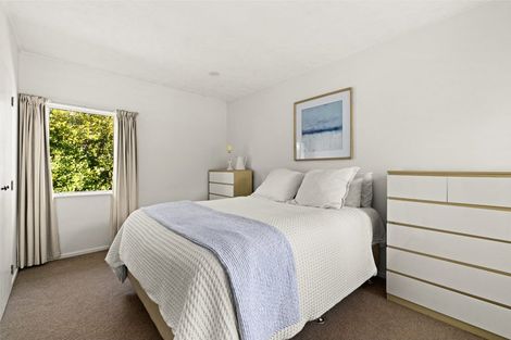 Photo of property in 31 Busby Hill, Havelock North, 4130