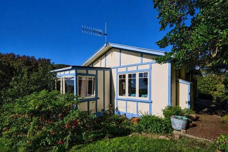 Photo of property in 43 Haunui Road, Pukerua Bay, 5026