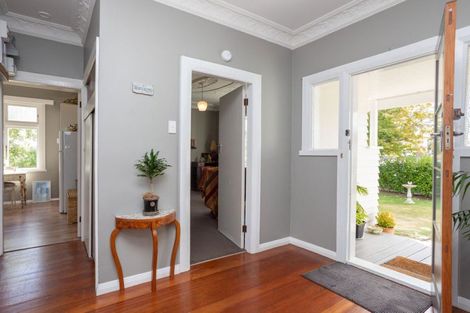 Photo of property in 25 Hospital Street, Dannevirke, 4930