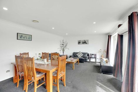 Photo of property in 15 Riverside Way, Amberley, 7410