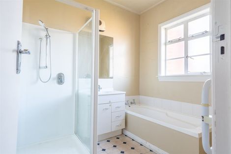 Photo of property in 14a Trafalgar Street, Maori Hill, Timaru, 7910