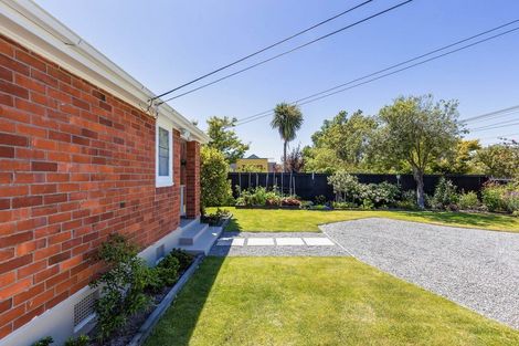Photo of property in 19 Coopers Road, Dallington, Christchurch, 8061