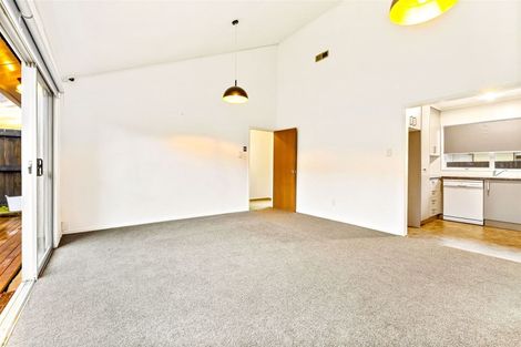 Photo of property in 1/30 Takapu Street, Henderson, Auckland, 0612