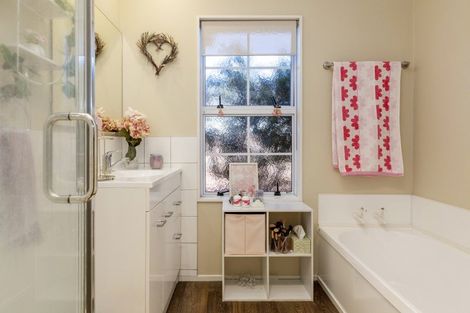 Photo of property in 58 Acacia Bay Road, Nukuhau, Taupo, 3330