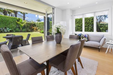 Photo of property in 7 Palmerston Road, Birkenhead, Auckland, 0626