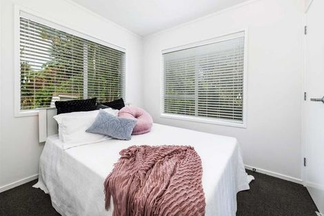 Photo of property in 2/25 Lucinda Place, Glen Eden, Auckland, 0602